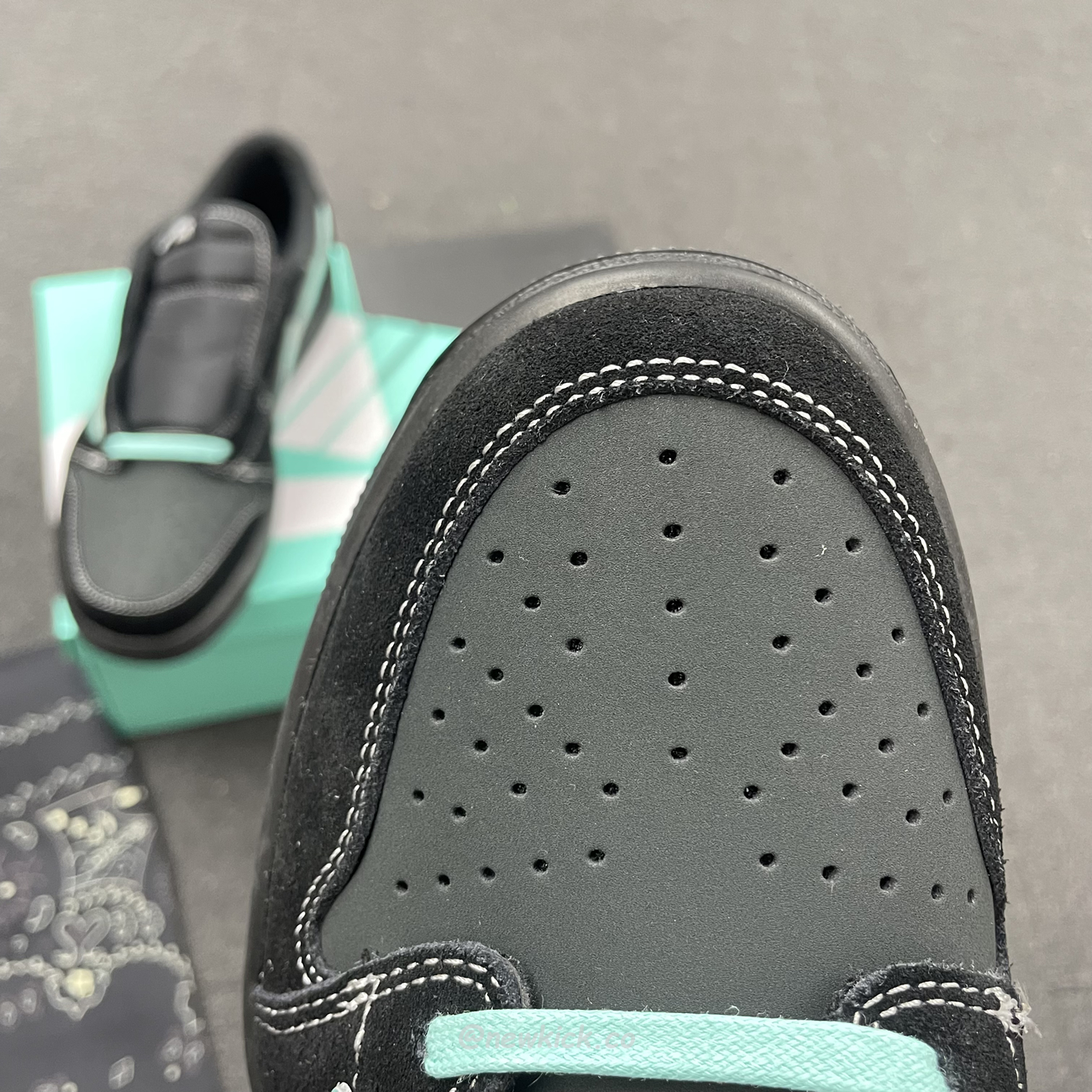 Air Jordan 1 Low Dazzles With Tiffany Cus Travis Dm7866 311 (5) - newkick.cc